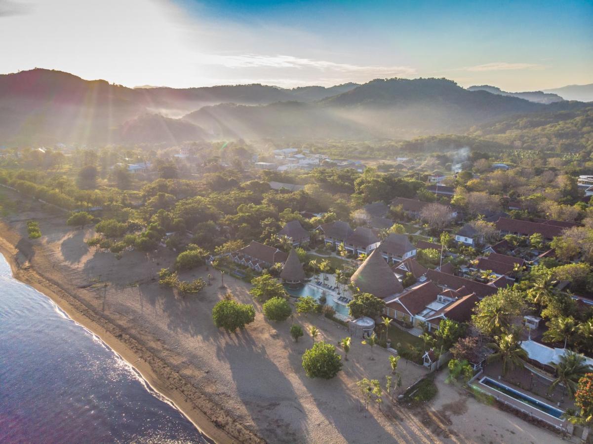 Sudamala Resort, Komodo, 라부안 바조 외부 사진 Aerial view of the town