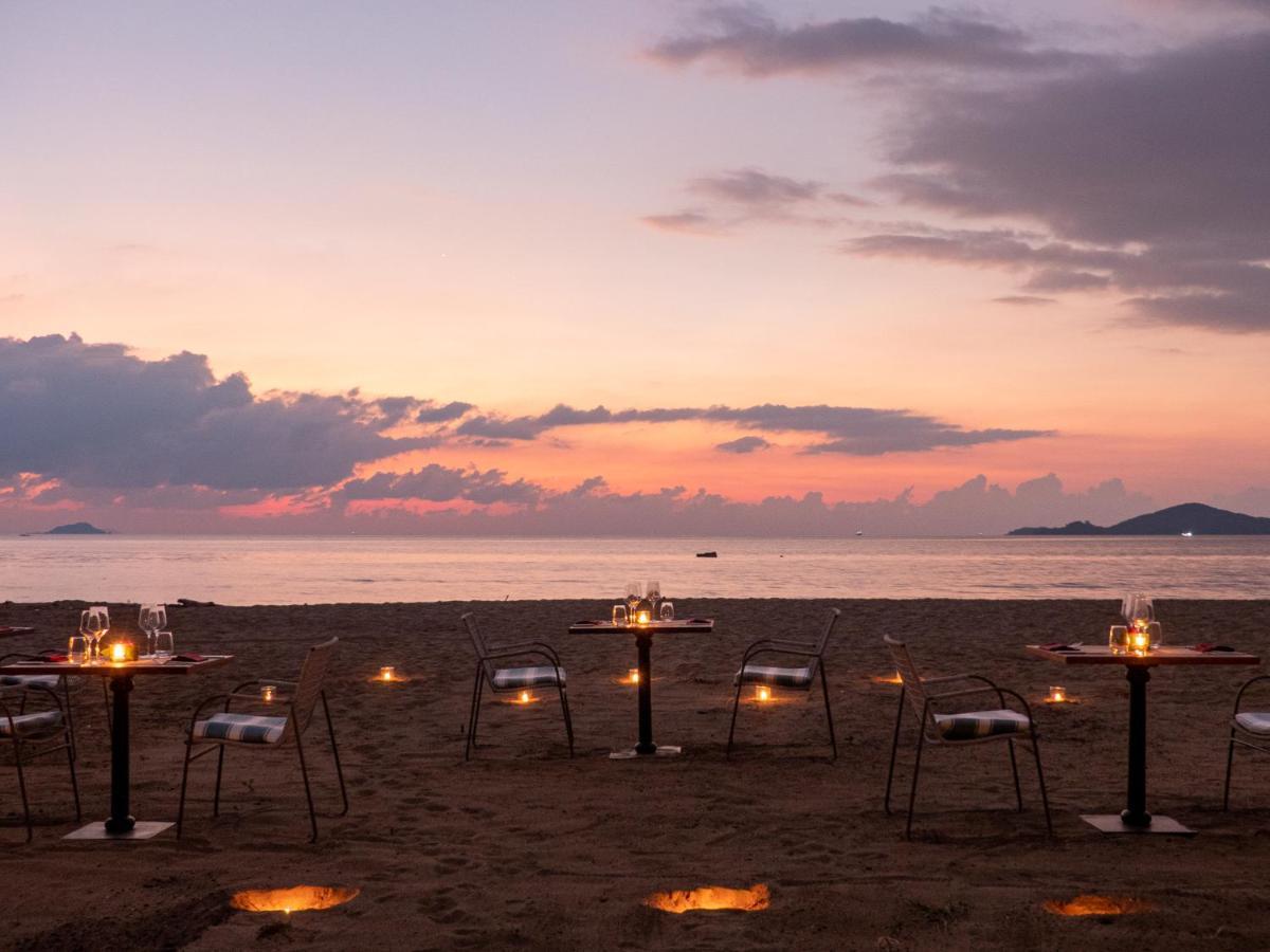 Sudamala Resort, Komodo, 라부안 바조 외부 사진 Sunset at the beach